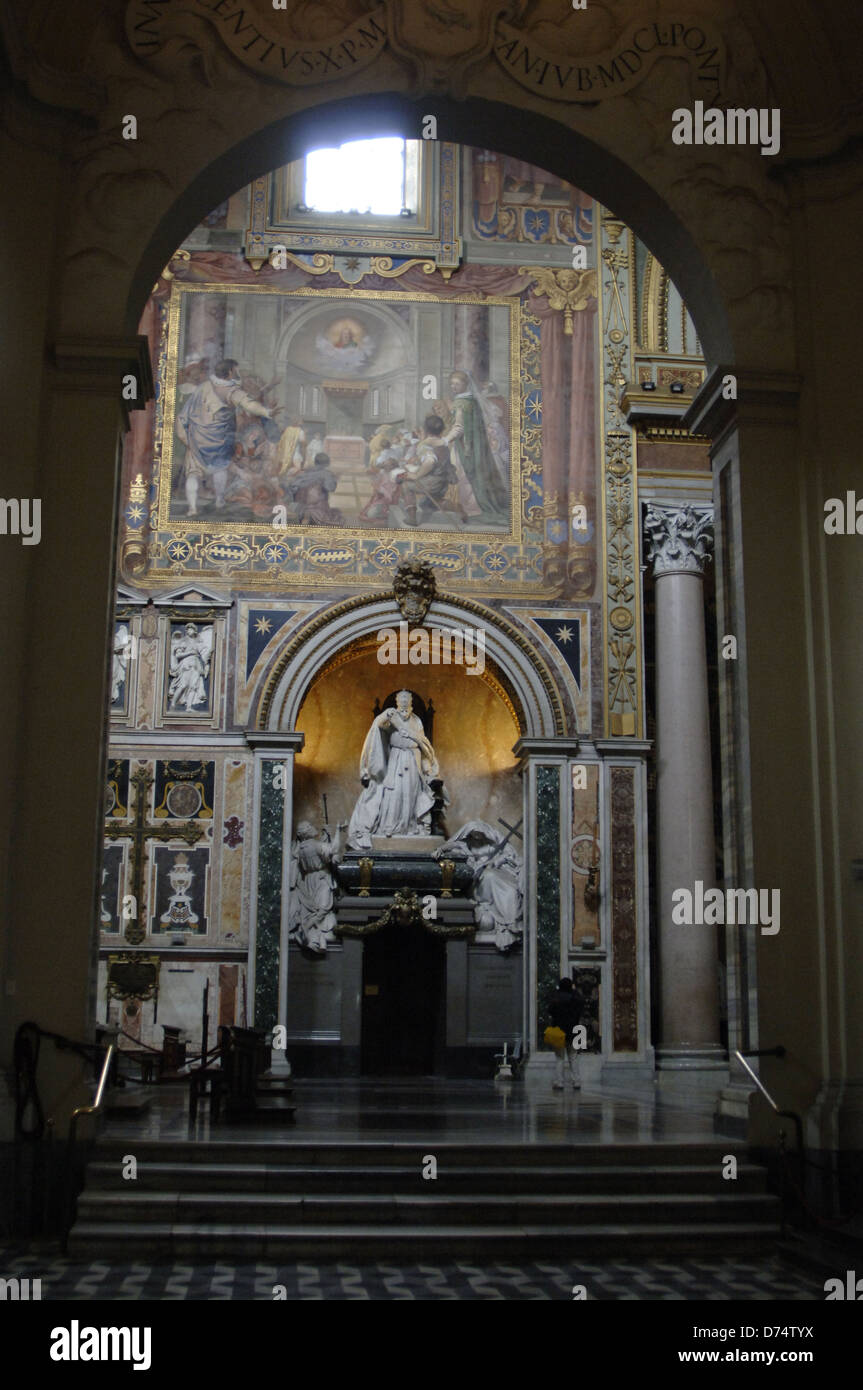 Archbasilica of Saint John Lateran. Interior, rebuilt by Francesco Borromini (1599-1667). 1646-1649. Rome. Italy. Stock Photo