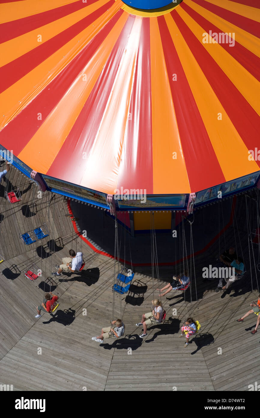 Navy pier chicago carousel hi-res stock photography and images - Alamy