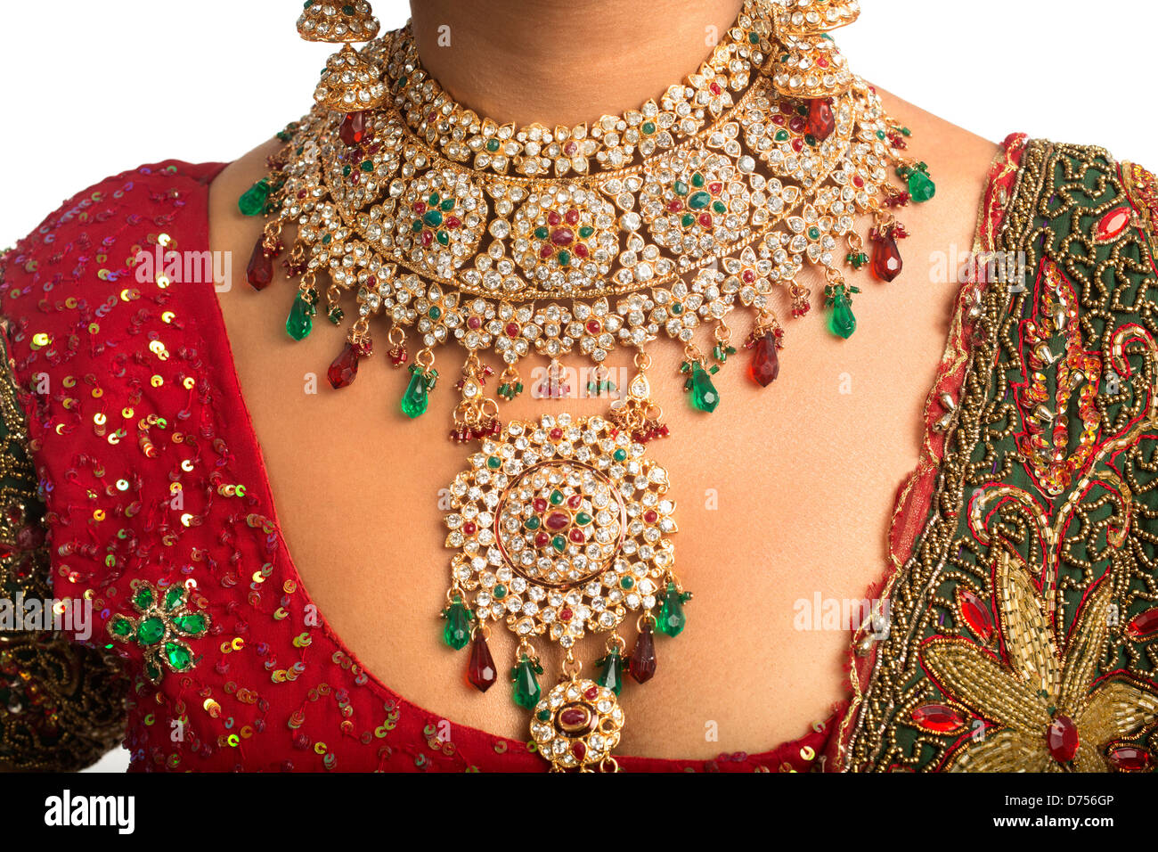 Close-up of an Indian bride in traditional wedding dress Stock Photo ...