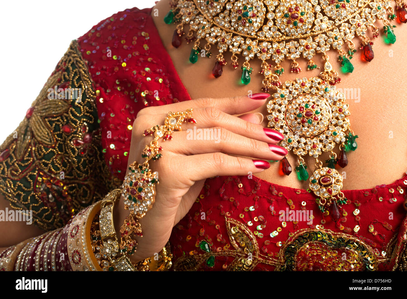 Close-up of an Indian bride in traditional wedding dress Stock Photo ...