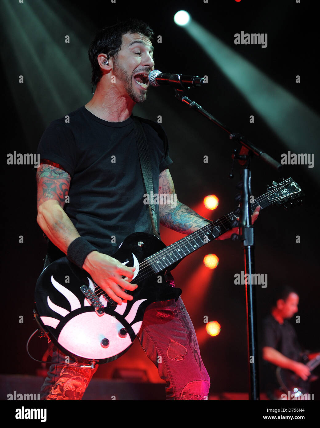 Sully erna godsmack hires stock photography and images Alamy