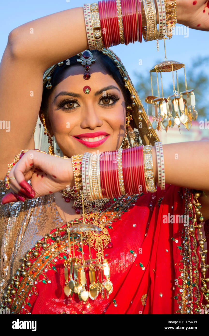 5+ Ultimate Tips For Bridal Photoshoot & Poses | Vivek Krishnan-nextbuild.com.vn