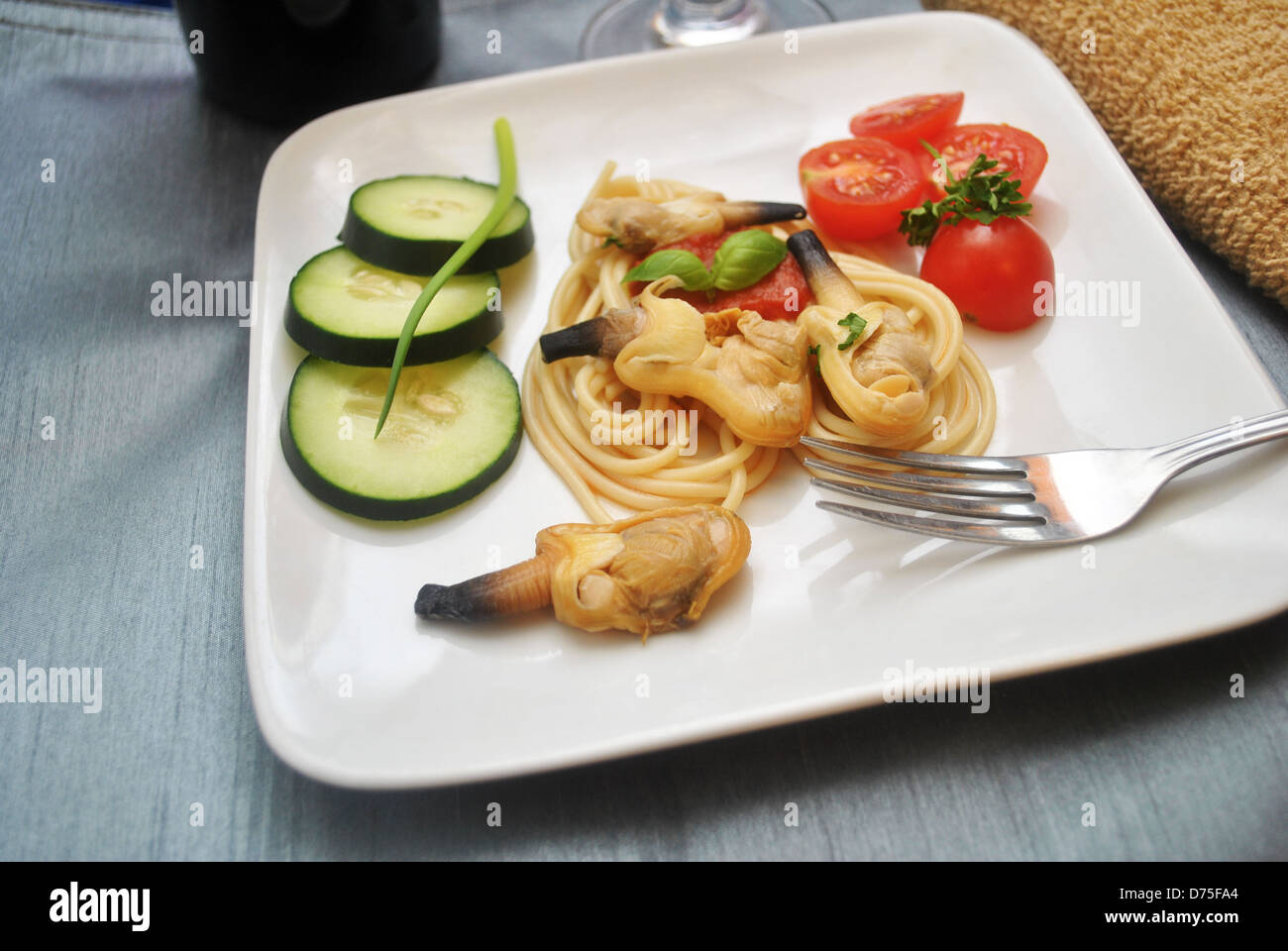 Whole Belly Clams on Pasta with Vegetables Stock Photo Alamy