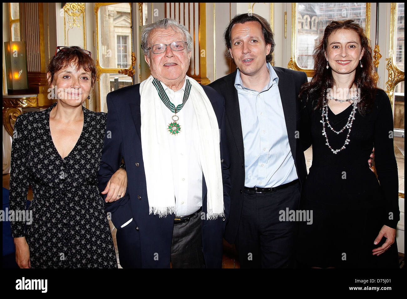 Jose artur with family hi-res stock photography and images - Alamy