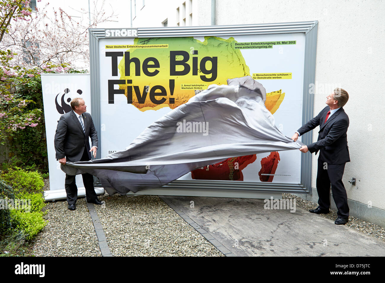 Berlin, 29 April 2013. Start of the national campaign 'The Big Five' with Dirk Niebel. Dirk Niebel, Federal Minister for Economic Cooperation and Development and Eberhard Brandes, CEO of WWF Germany, present the new nationwide poster campaign 'The Big Five' of the Federal Ministry for Economic Cooperation and Development. / Development Minister Dirk Niebel and Eberhard Brandes, CEO of WWF Germany,  started  the national campaign 'The Big Five'. Credit:Reynaldo Chaib Paganelli/Alamy Live News Stock Photo