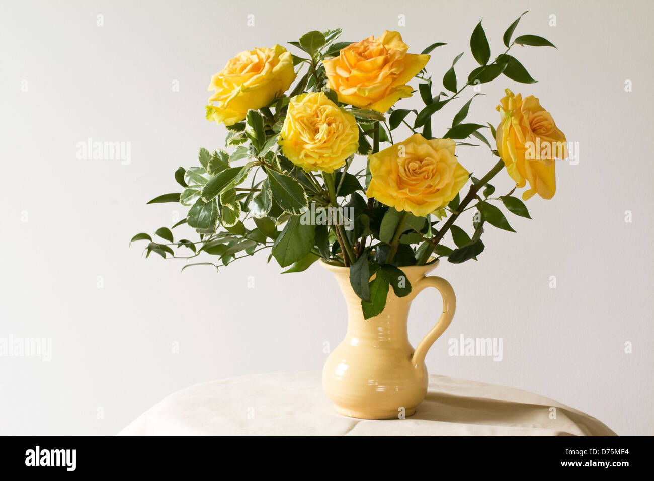 Yellow flowers vase hires stock photography and images Alamy