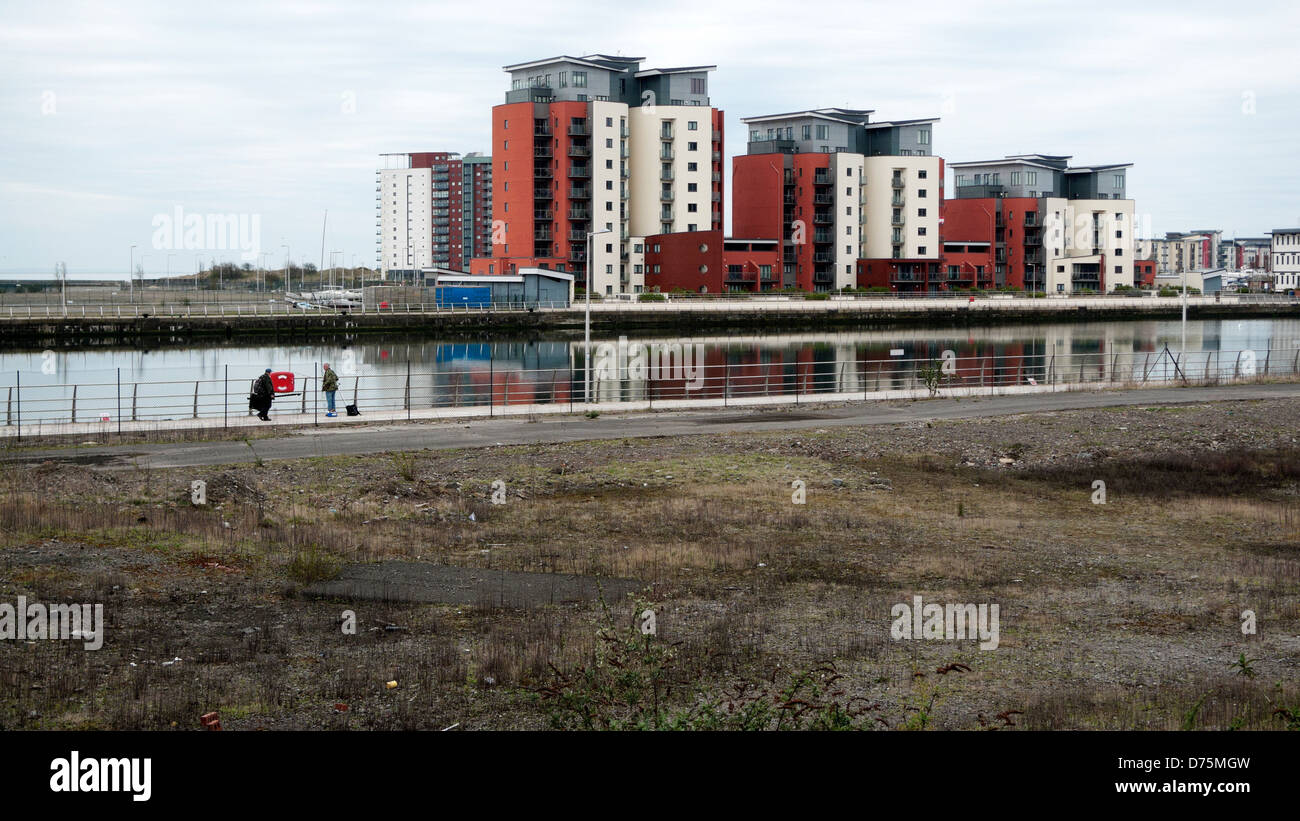 A view of new apartment building housing in the South Quay SA1 Development Docks area of Swansea South Wales UK  KATHY DEWITT Stock Photo