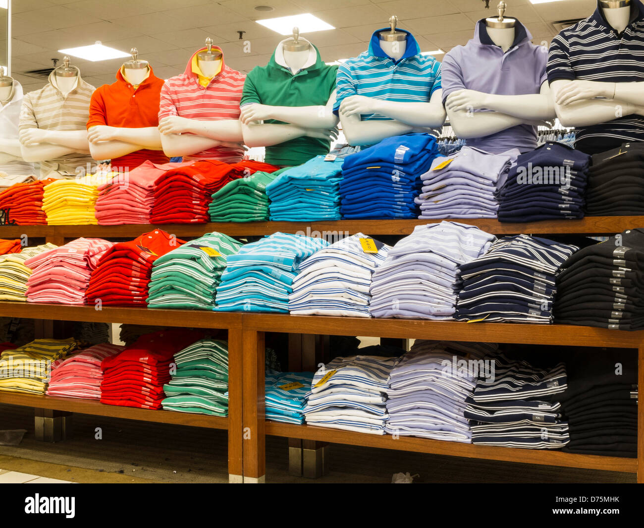 Shirts display hi-res stock photography and images - Alamy
