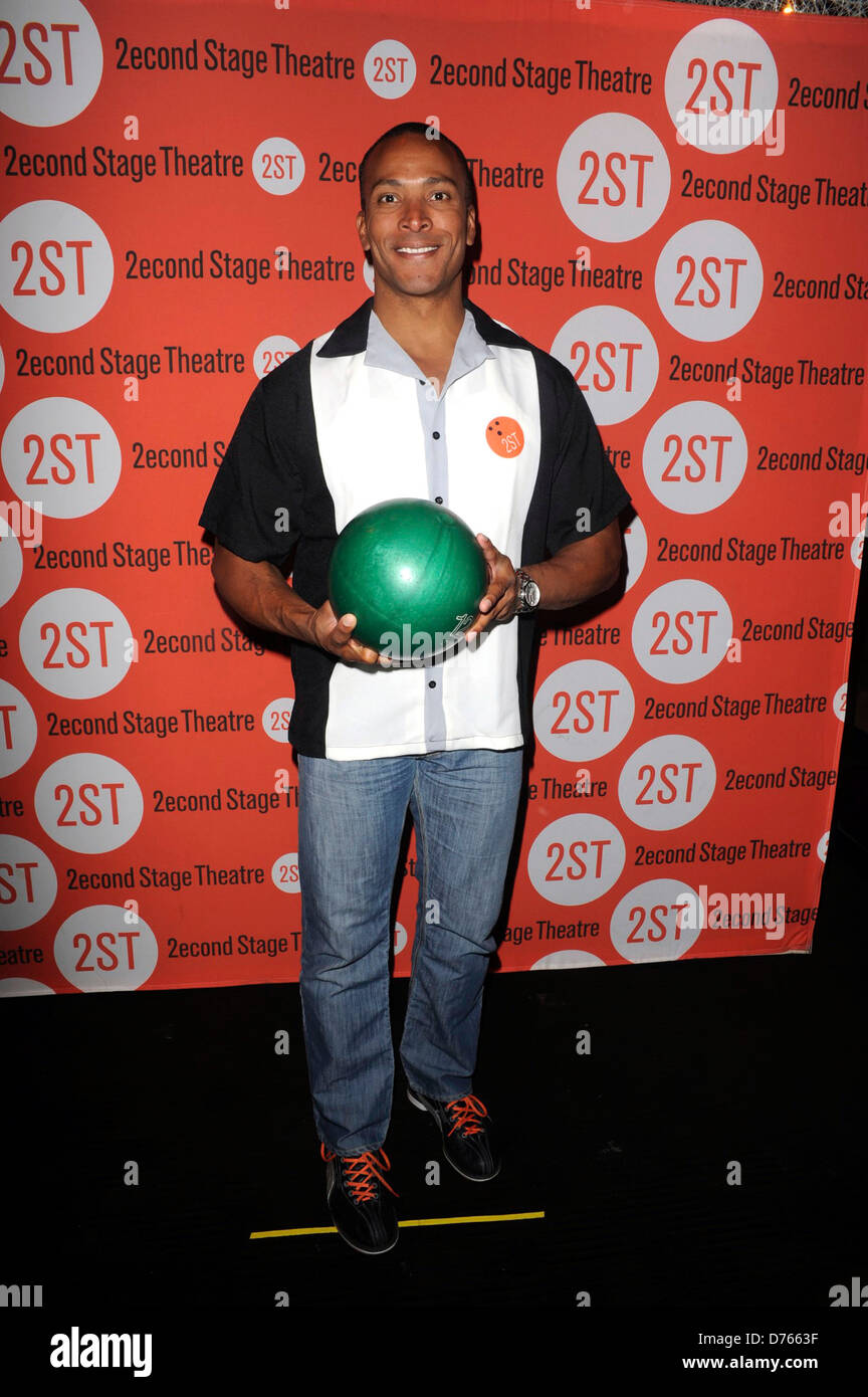 Mike Woods attends the Second Stage Theatre's 25th Annual All-Star Bowling Classic at Lucky Strike Lanes & Lounge New York Stock Photo