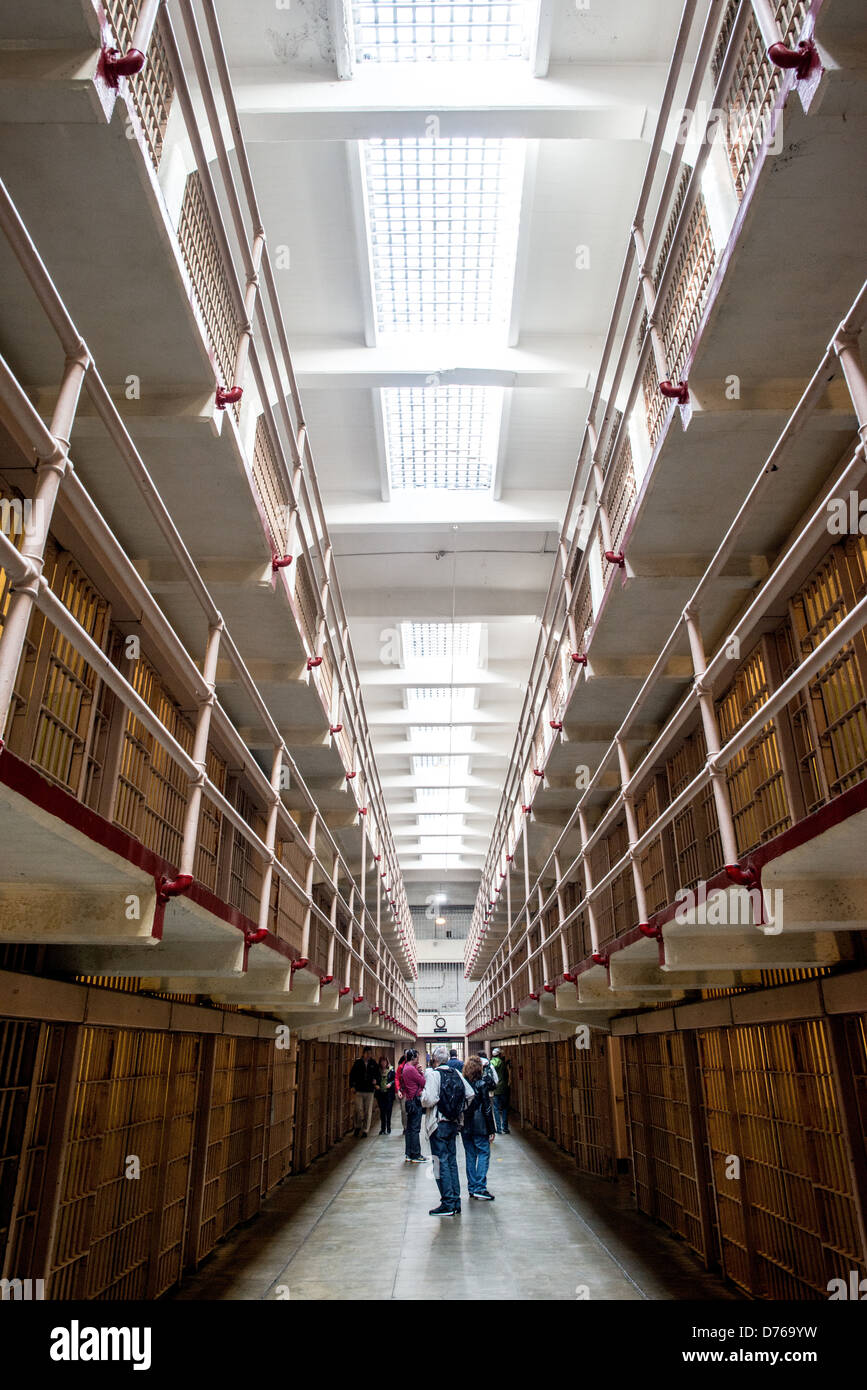 Inmates in cell block hires stock photography and images Alamy