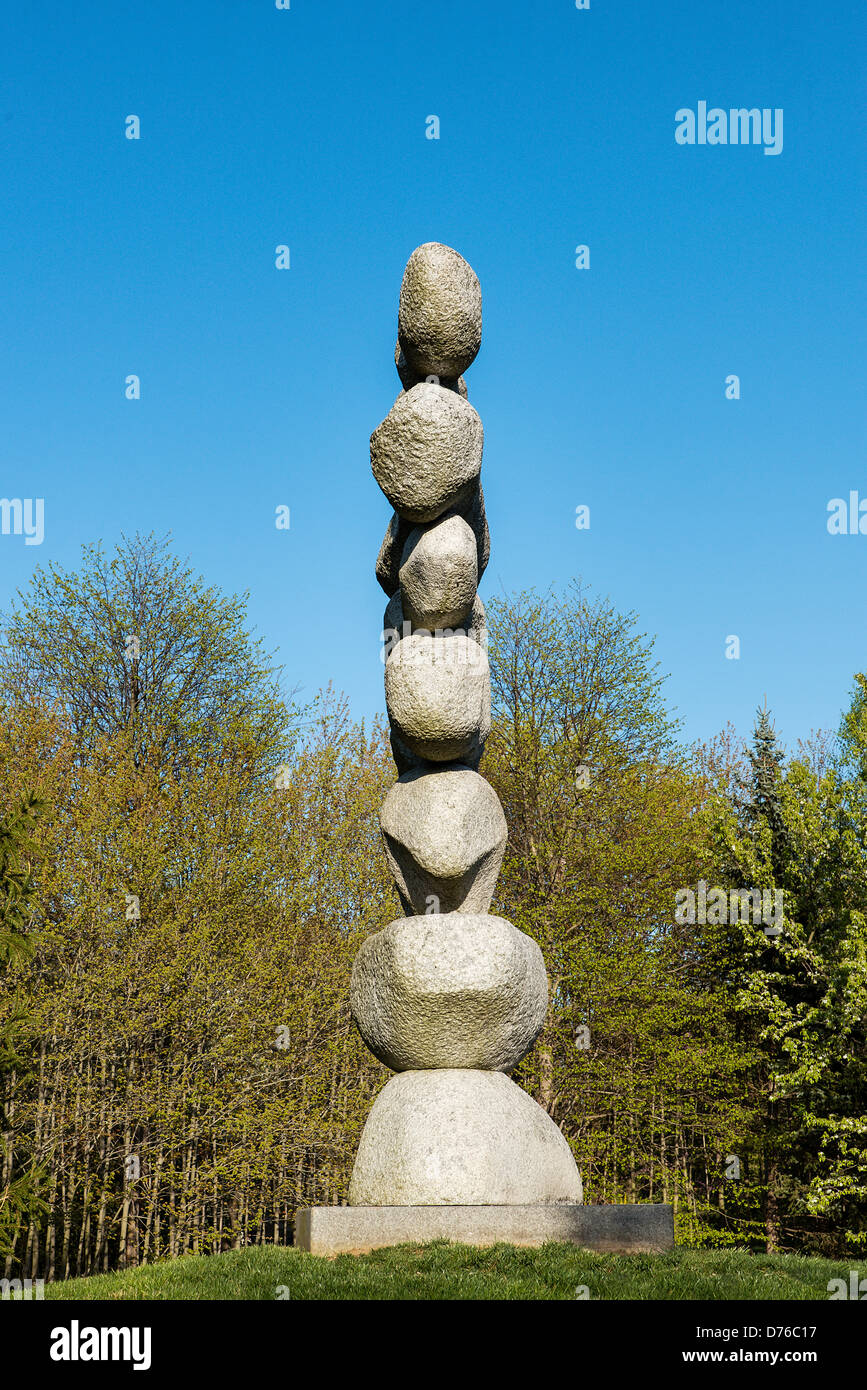 Modern stone sculpture, Grounds for Sculpture, Hamilton, New Jersey