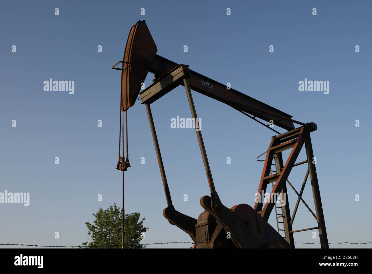 nodding donkey Stock Photo Alamy