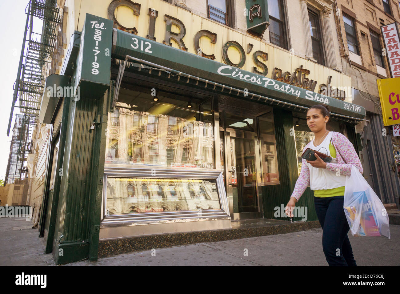 Circo's pastry shop new york hi-res stock photography and images - Alamy