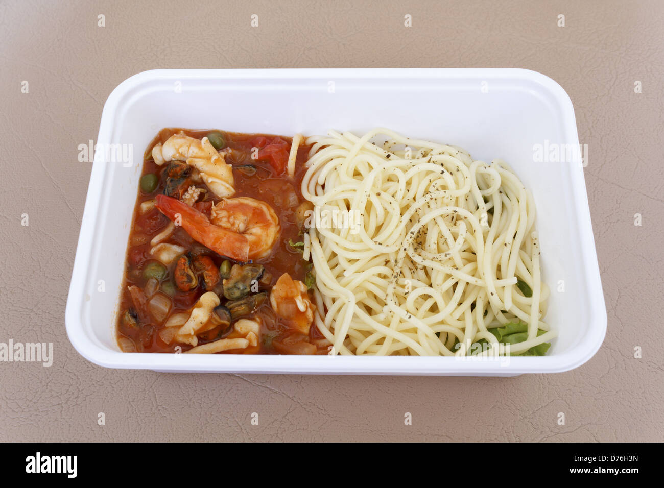 Seafood pasta with tomato sauce Stock Photo - Alamy