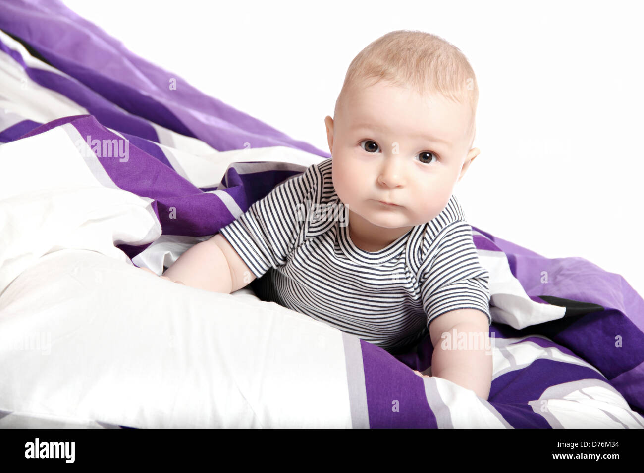Under bed not cover hires stock photography and images Alamy