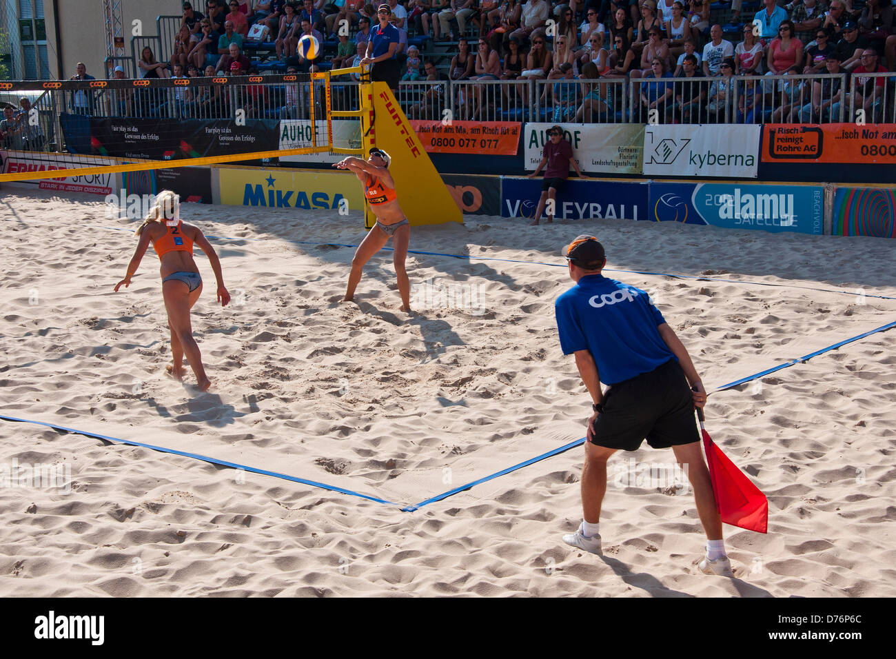 Vaduz, Liechtenstein. 10th Aug, 2019. FIVB BEACH VOLLEYBALL WORLD TOUR:  Vista general del campo central del torneio FIVB Beach Volleyball World  Tour Star 1, en Vaduz, Liechtenstein. (Foto: Bruno de Carvalho/Cordon Press)