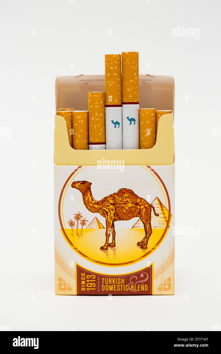 A pack of cigarettes hi-res stock photography and images - Alamy