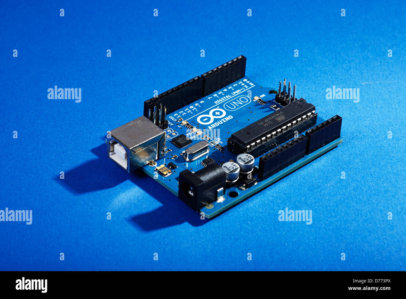 Arduino hi-res stock photography and images - Alamy