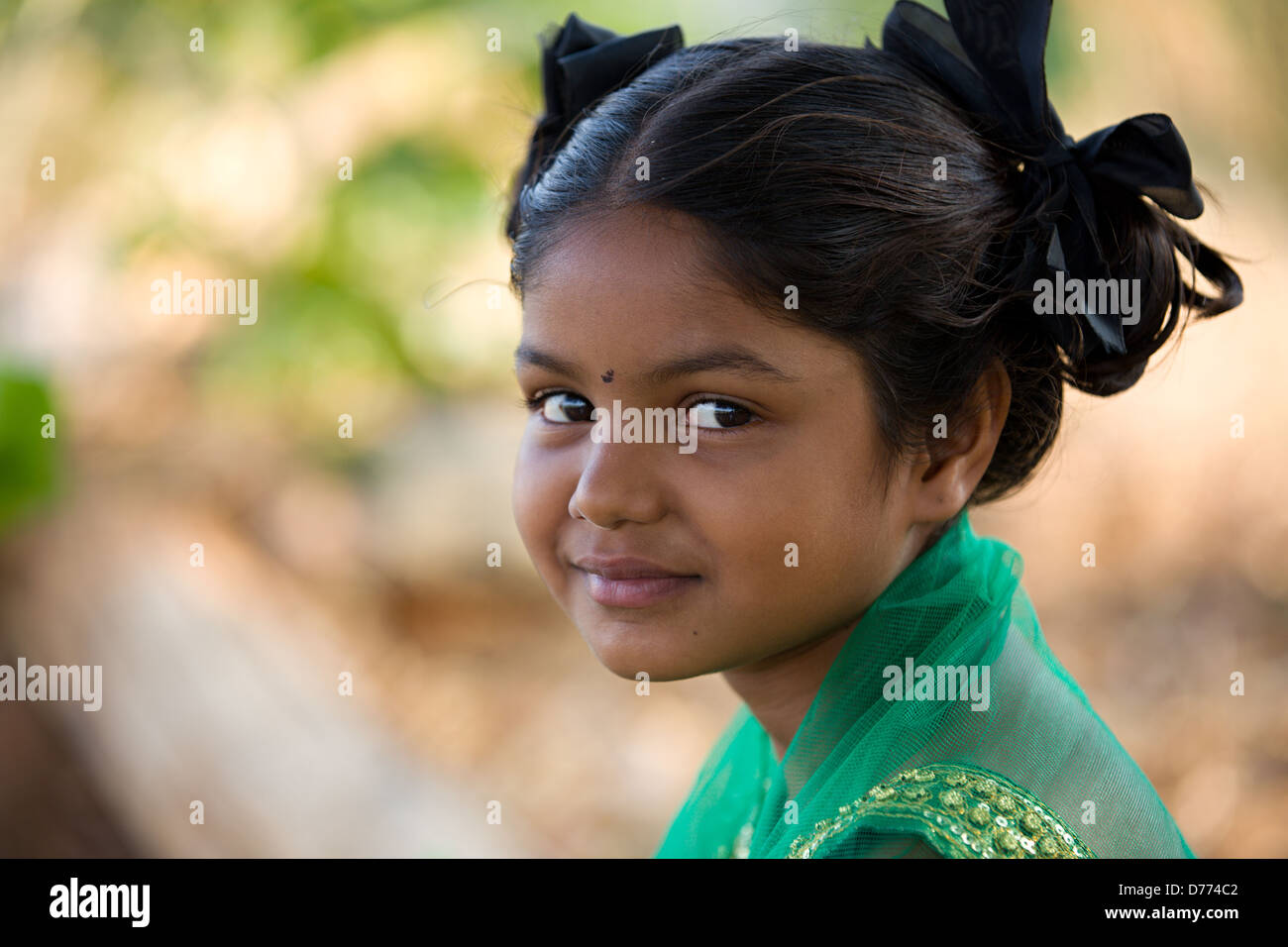Rural girl indian hi-res stock photography and images - Alamy