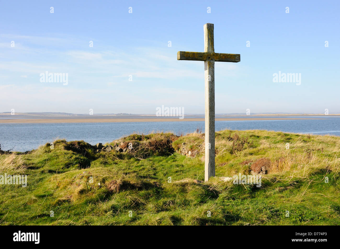 Standing cross on St Cuthbert's Isle, Holy Island Stock Photo
