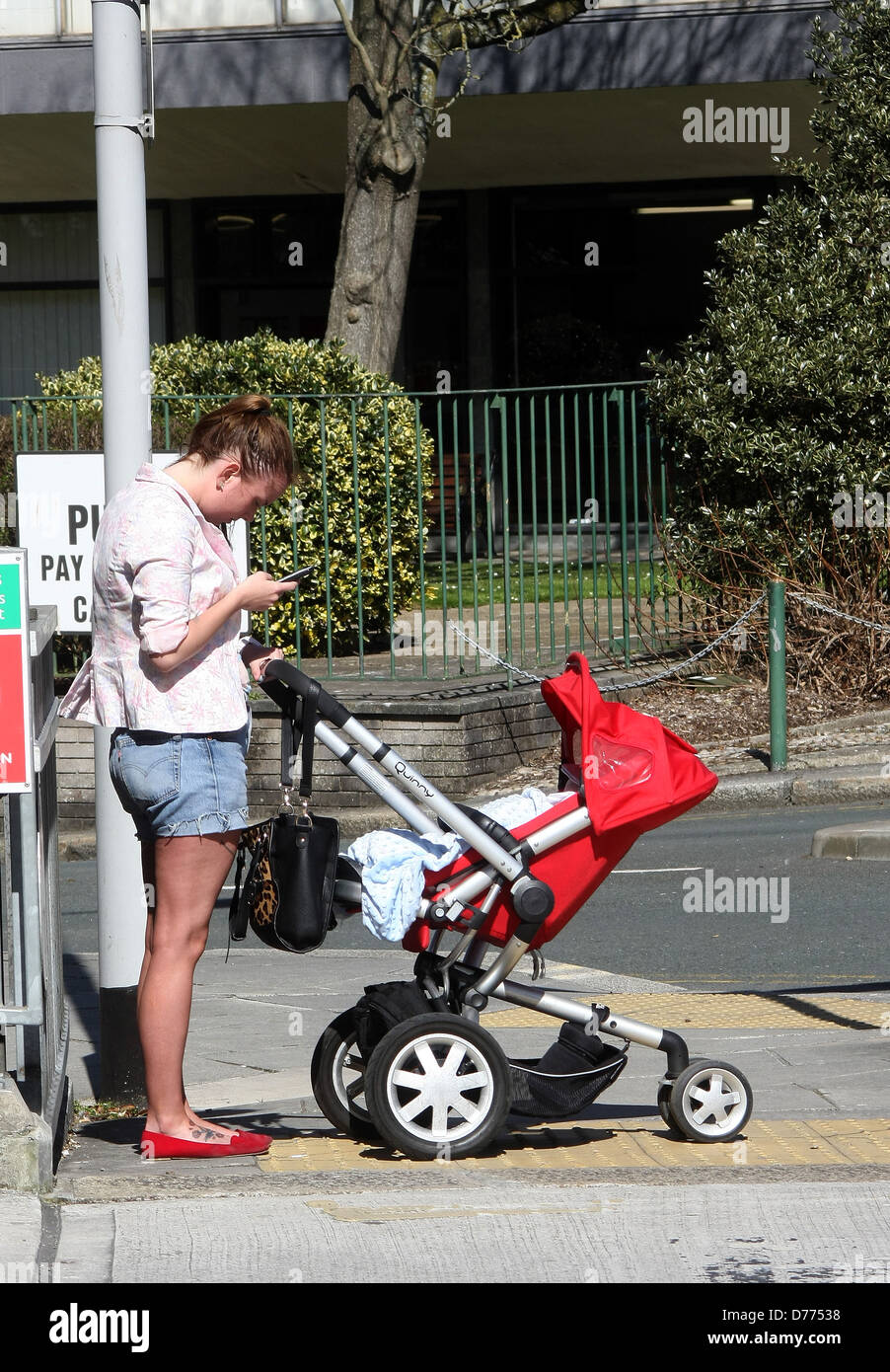 baby buggy in england