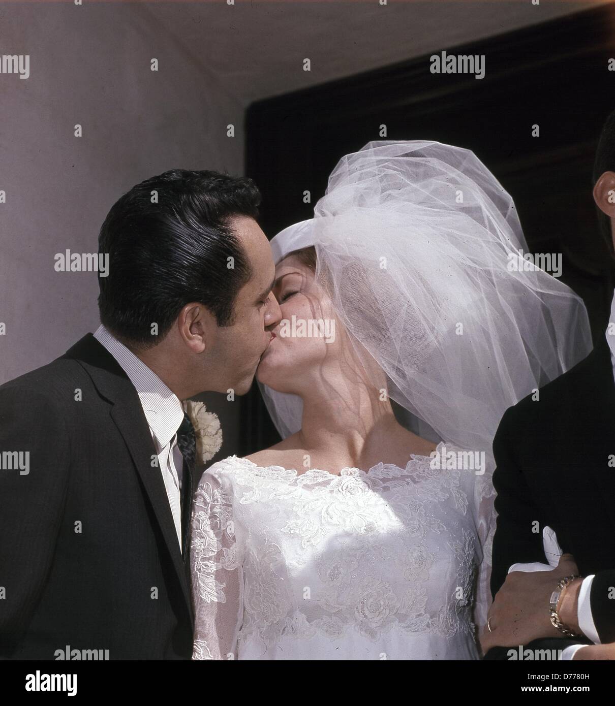 FRANKIE AVALON with wife Kay Diebel.Supplied by   Photos, inc...FRANKIE AVALON and Kay Diebel's wedding day.(Credit Image: © Supplied By Globe Photos, Inc/Globe Photos/ZUMAPRESS.com) Stock Photo