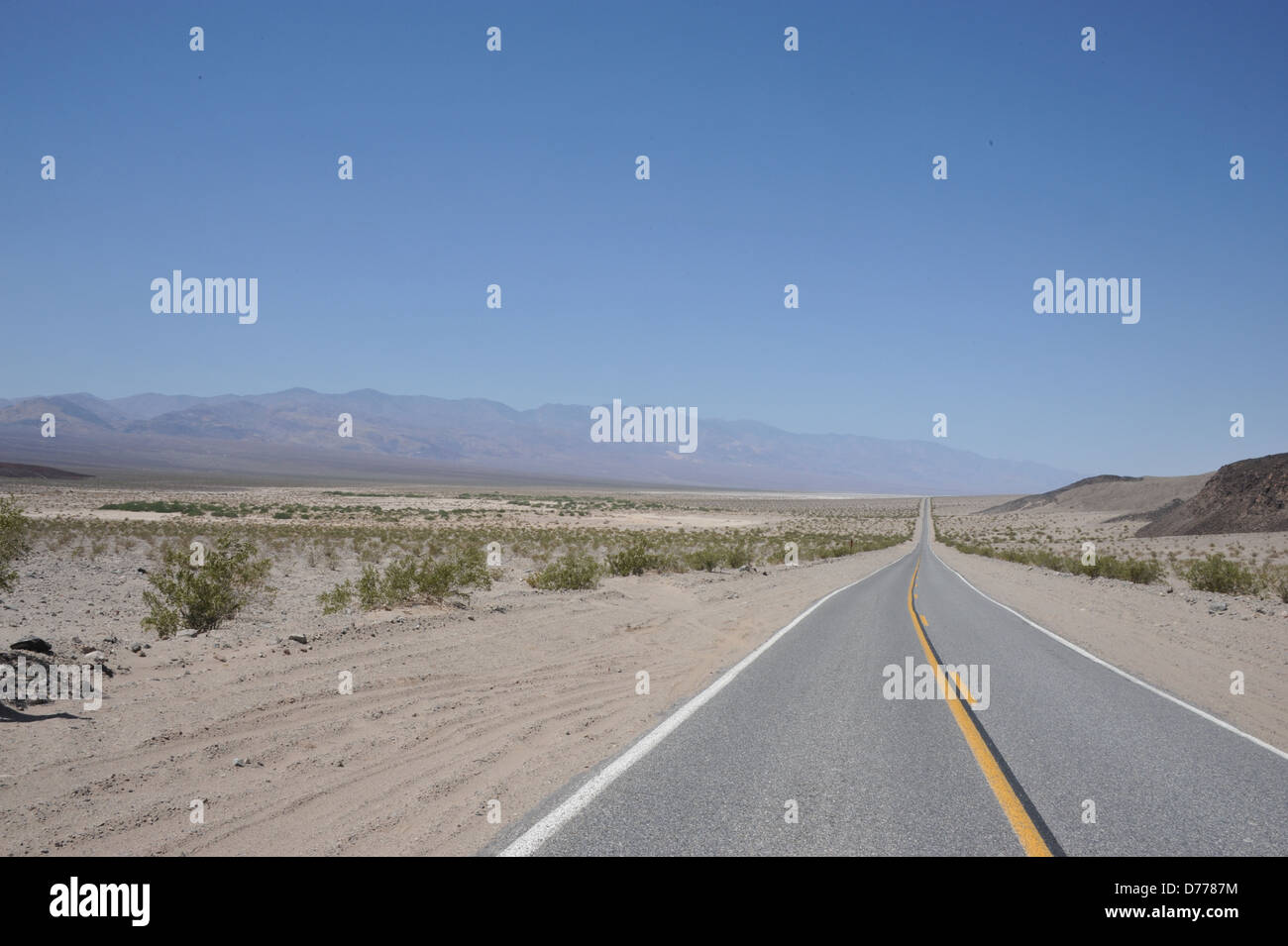 The bottom of Death Valley, Nevada Stock Photo - Alamy