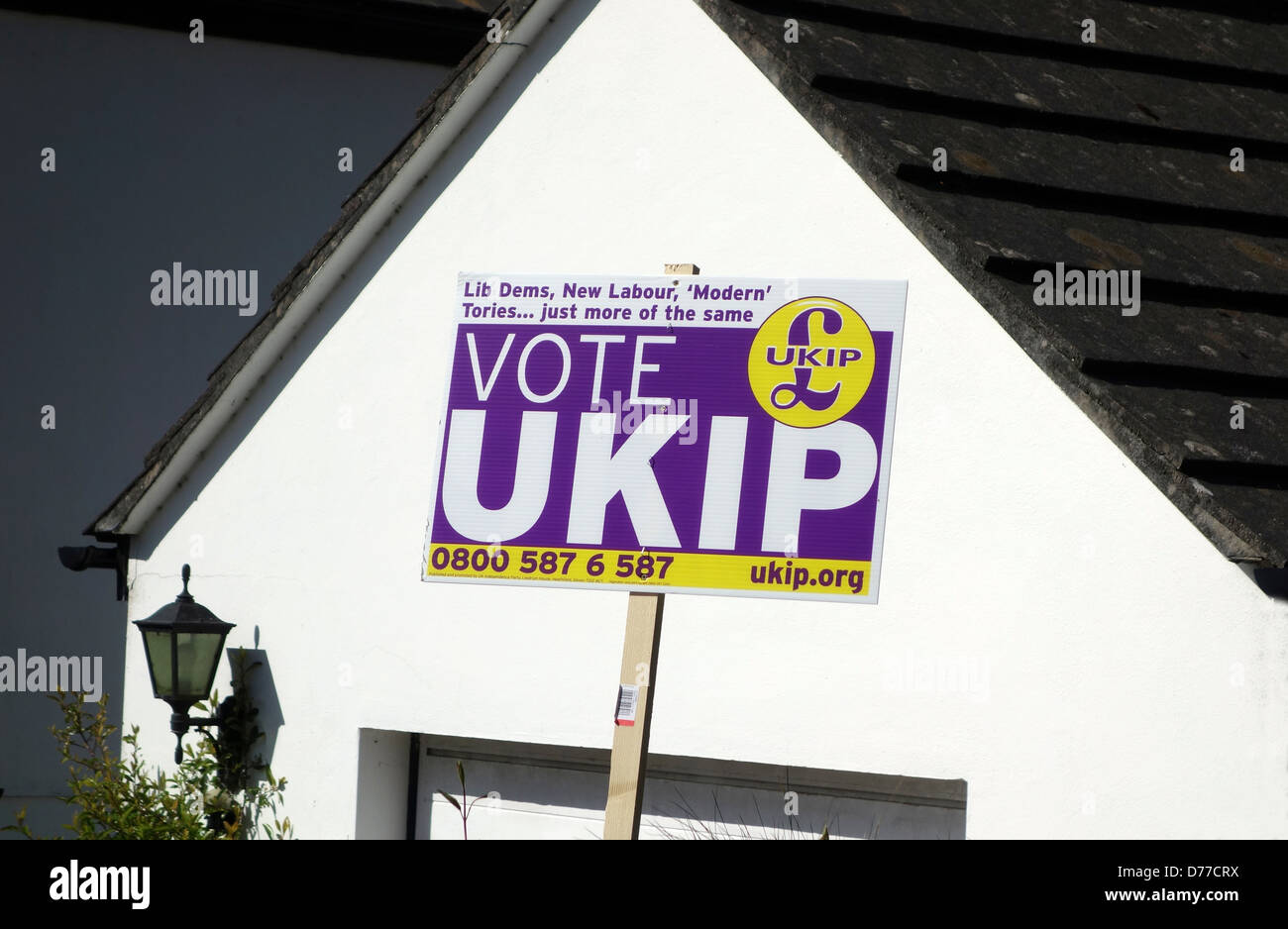 A Vote UKIP signpost Stock Photo