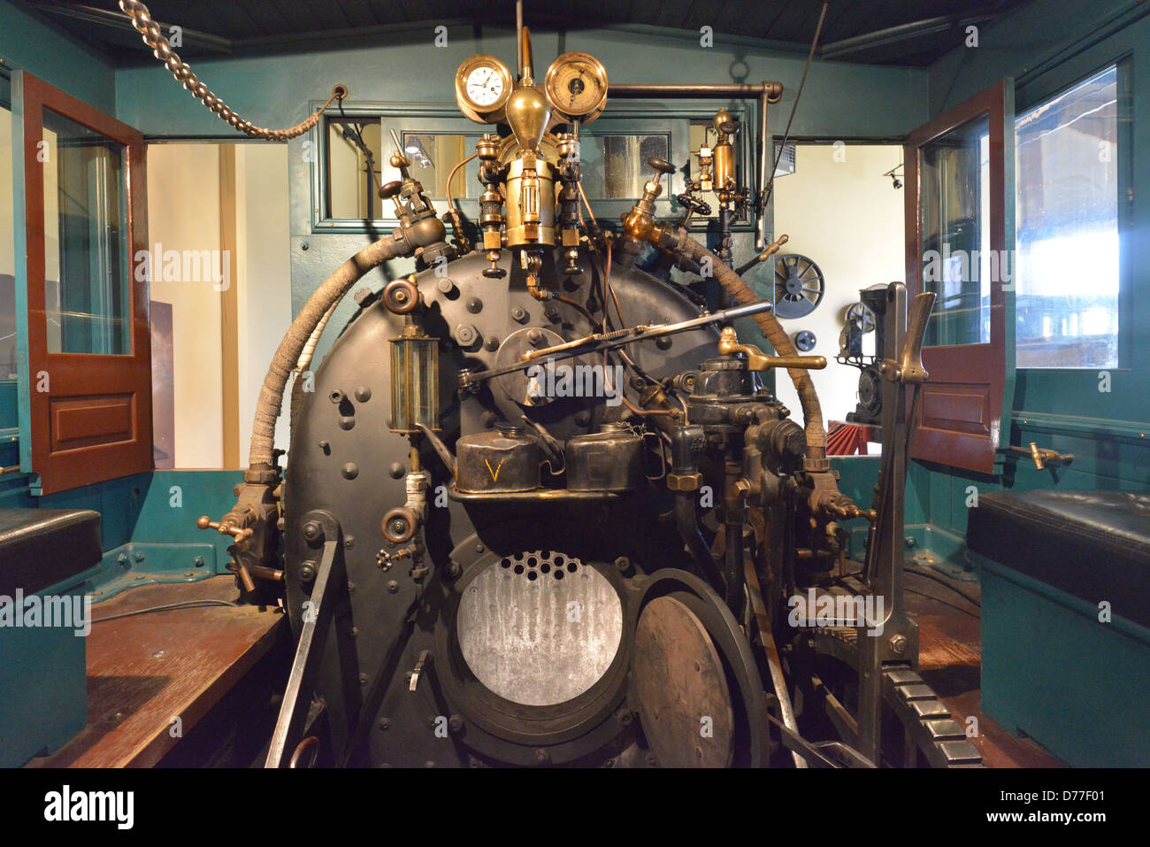 Wood burning steam hires stock photography and images Alamy