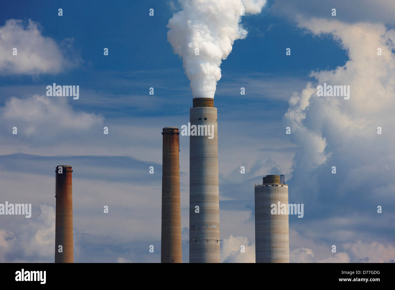 USA West Virginia Poca Smokestacks John E. Amos coal fired power plant