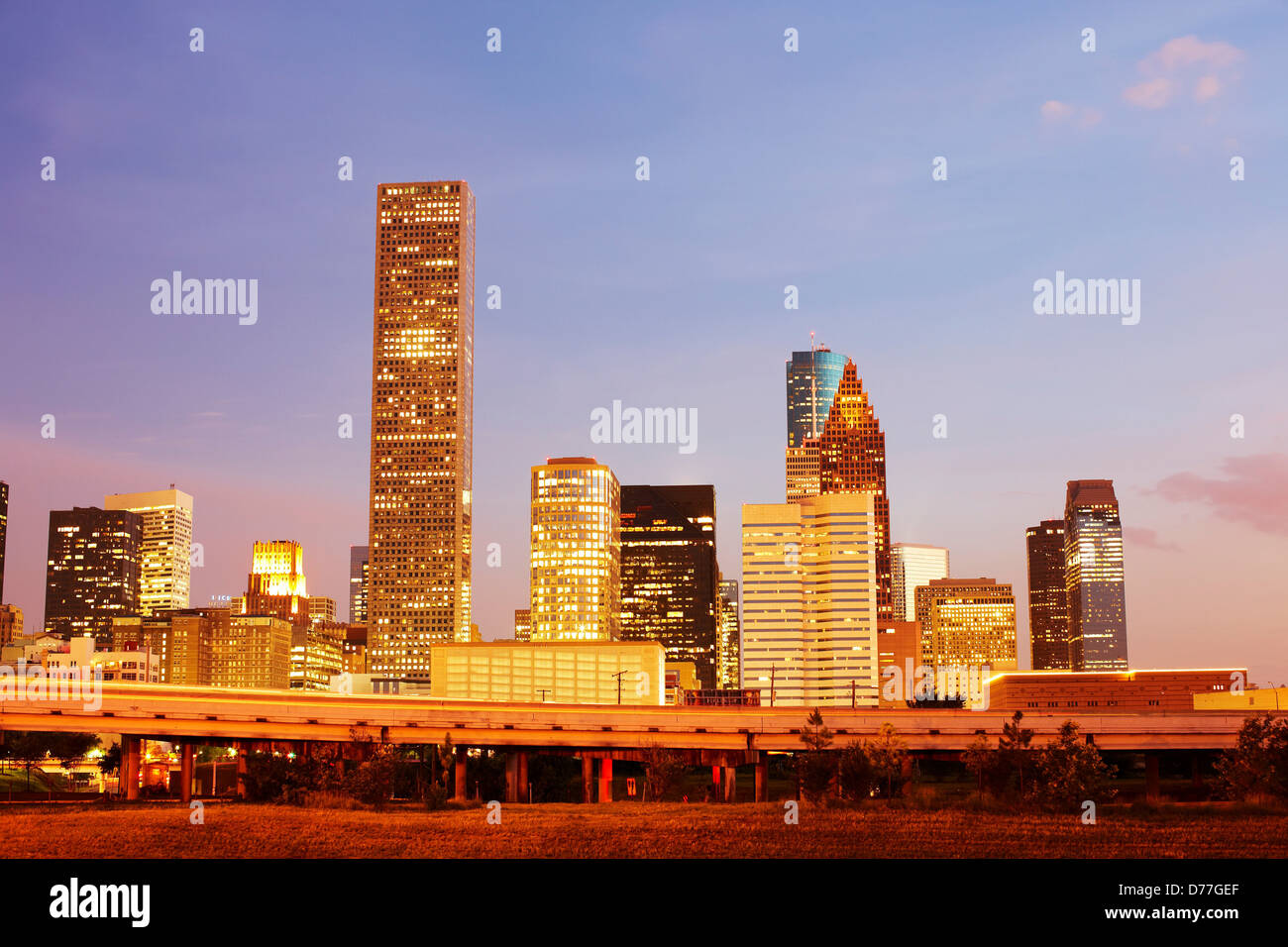 Usa Texas Houston City Skyline At Dusk Jpmorgan Chase Tower Stock Photo Alamy