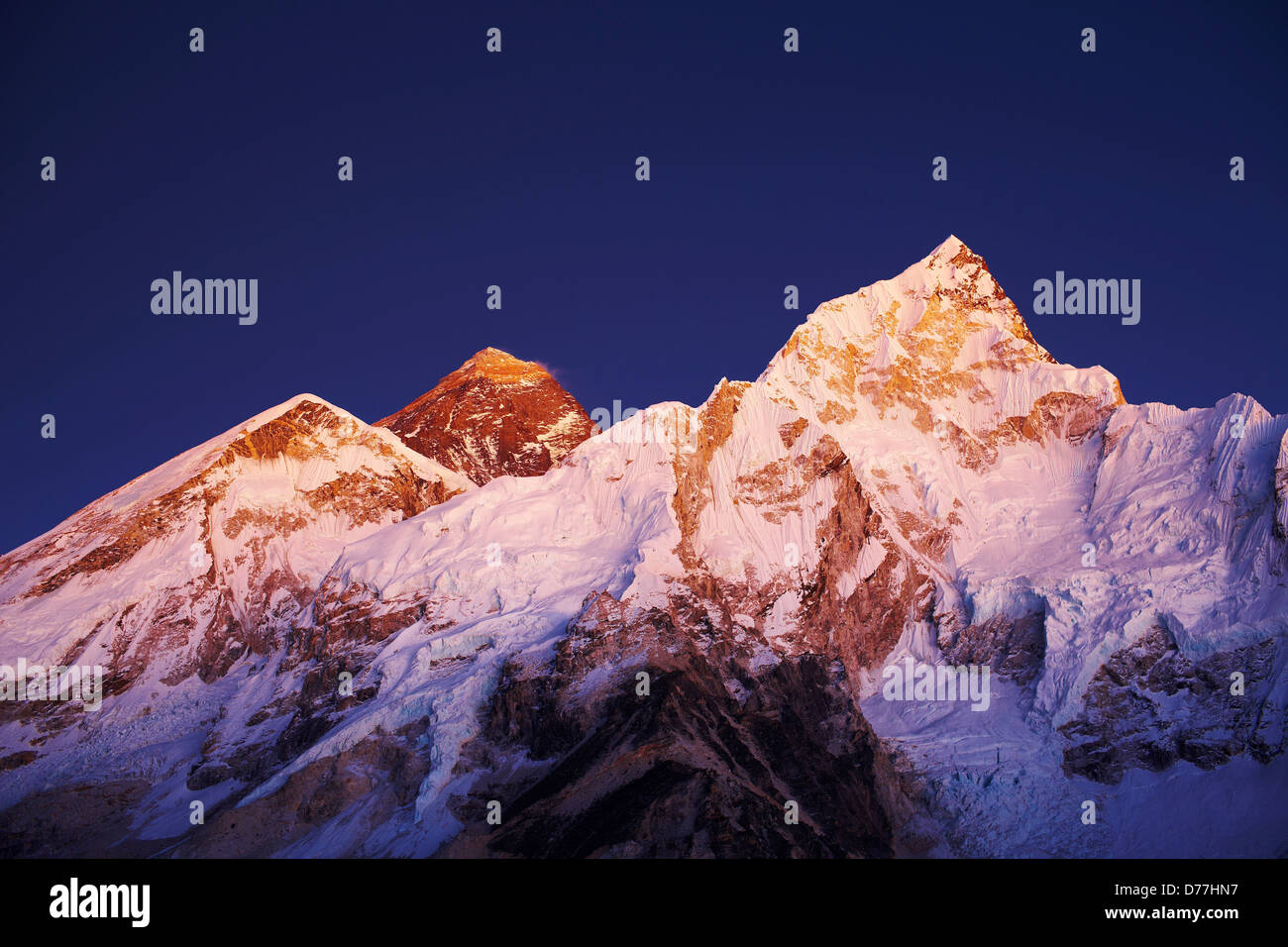 Nepal Himalaya Solukhumbu District Khumbu alpenglow on Mount Everest