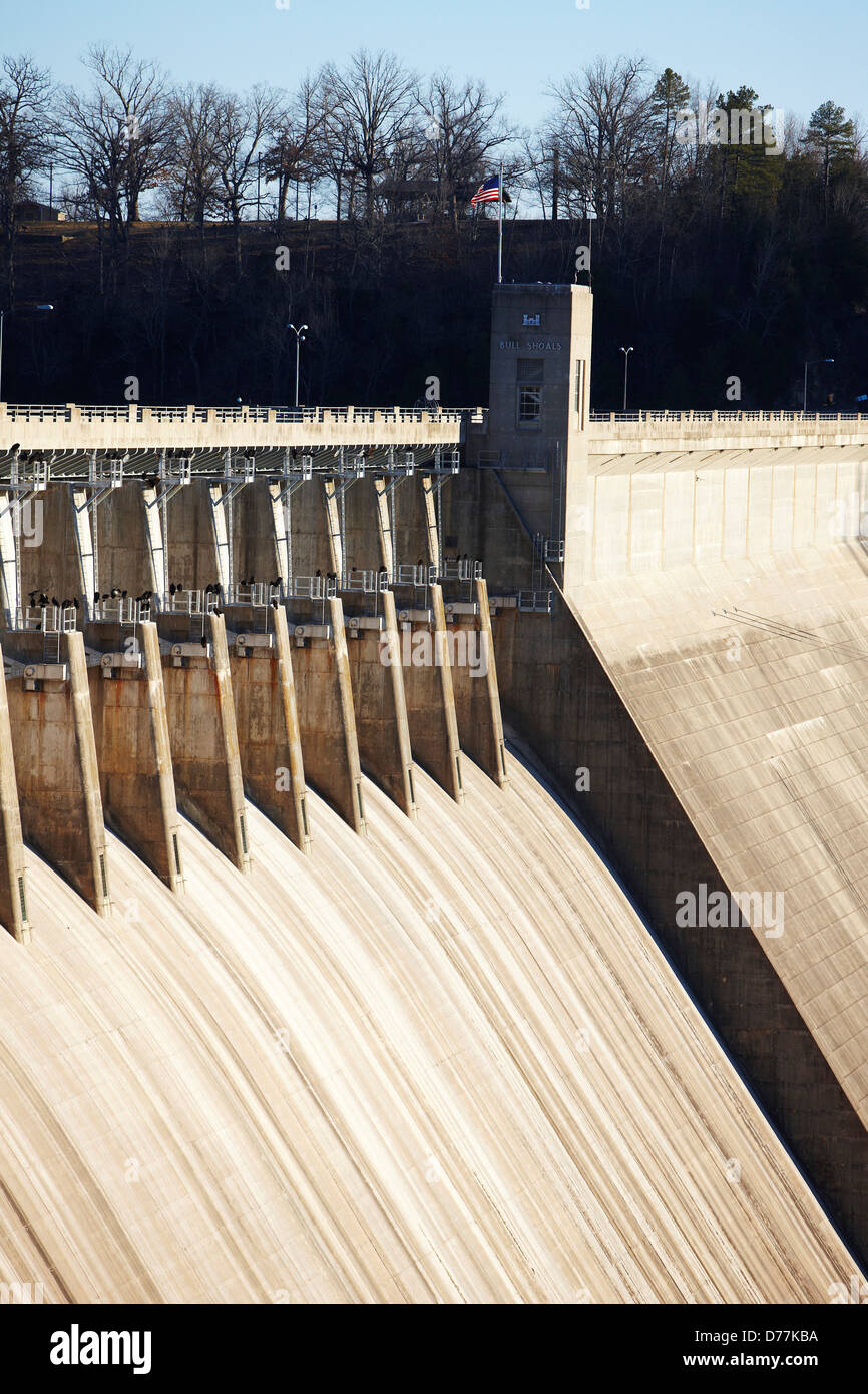 USA Arkansas Bull Shoals Lake Bull Shoals Dam concrete gravity dam on