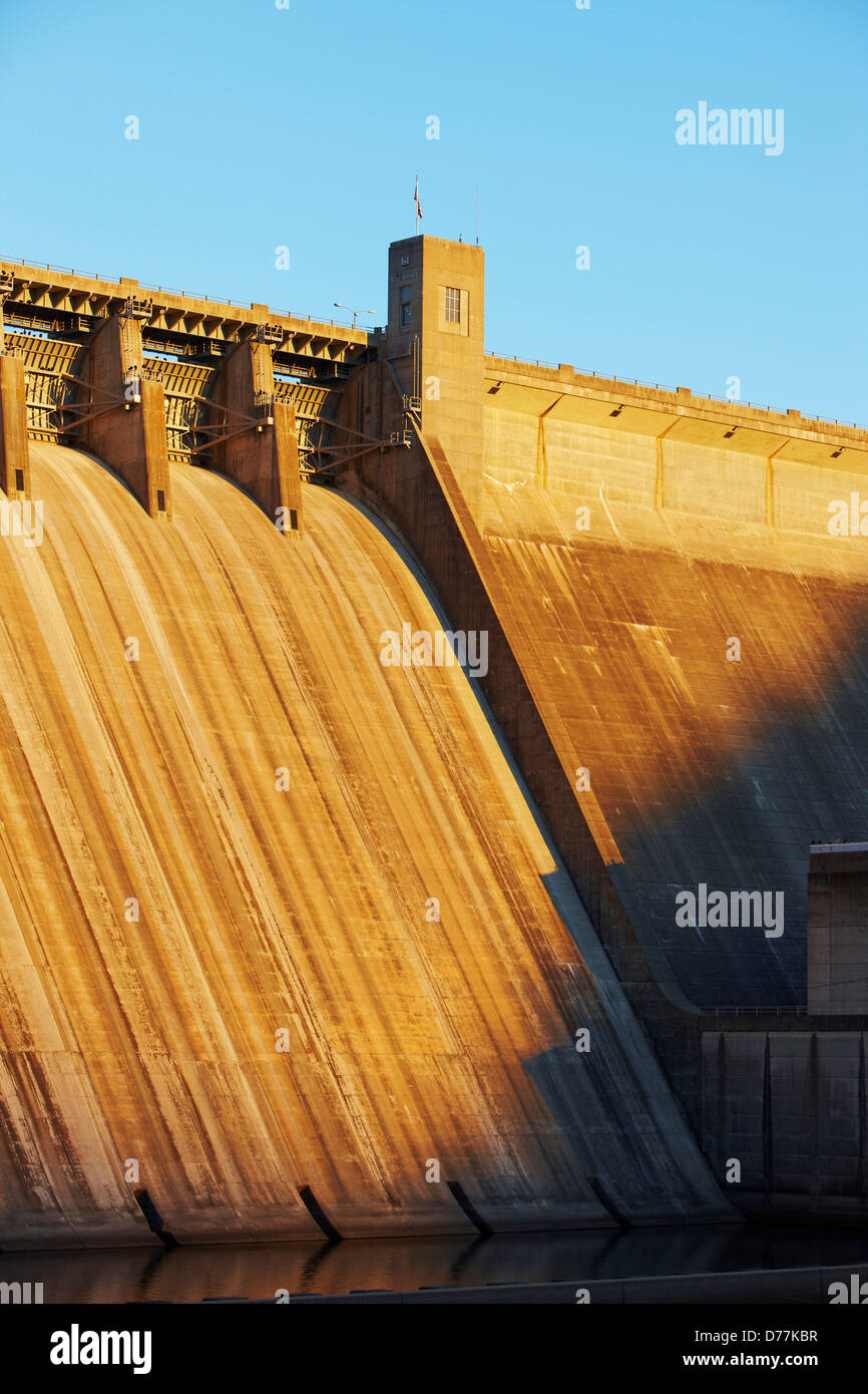 USA Arkansas Bull Shoals Lake Bull Shoals Dam concrete gravity dam on