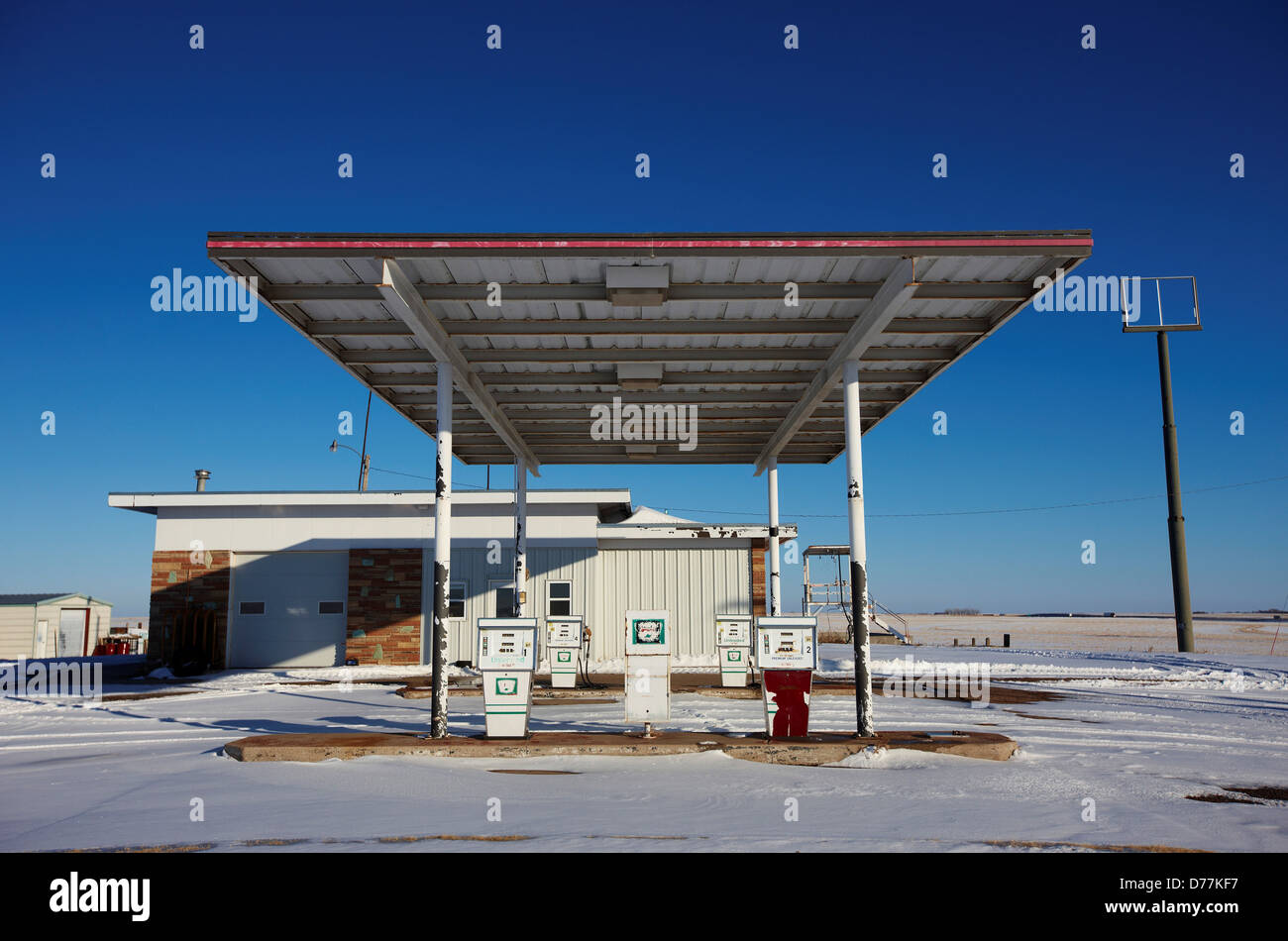 USA Kansas Rural roadside gas station service station Stock Photo Alamy