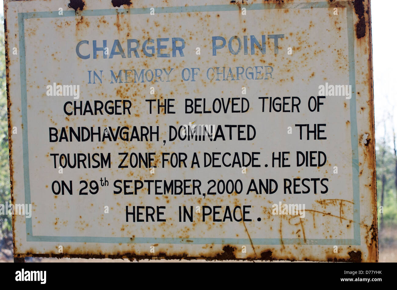 Charger memorial point resting sign tiger bandhavgarh national place park  tiger reserve hi-res stock photography and images - Alamy