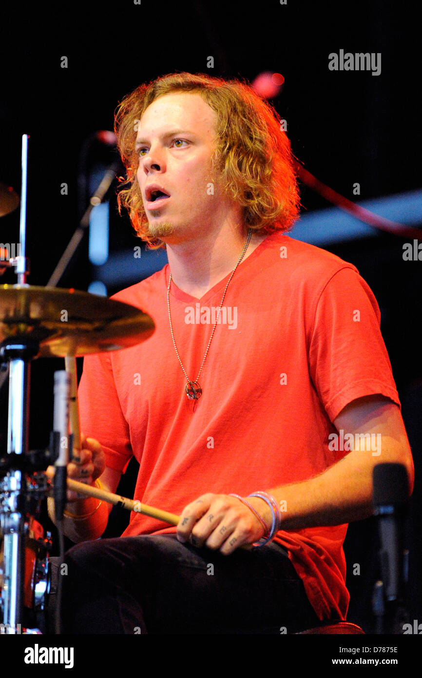 Jared Champion Cage The Elephant performs on stage at the Molson Stock  Photo - Alamy