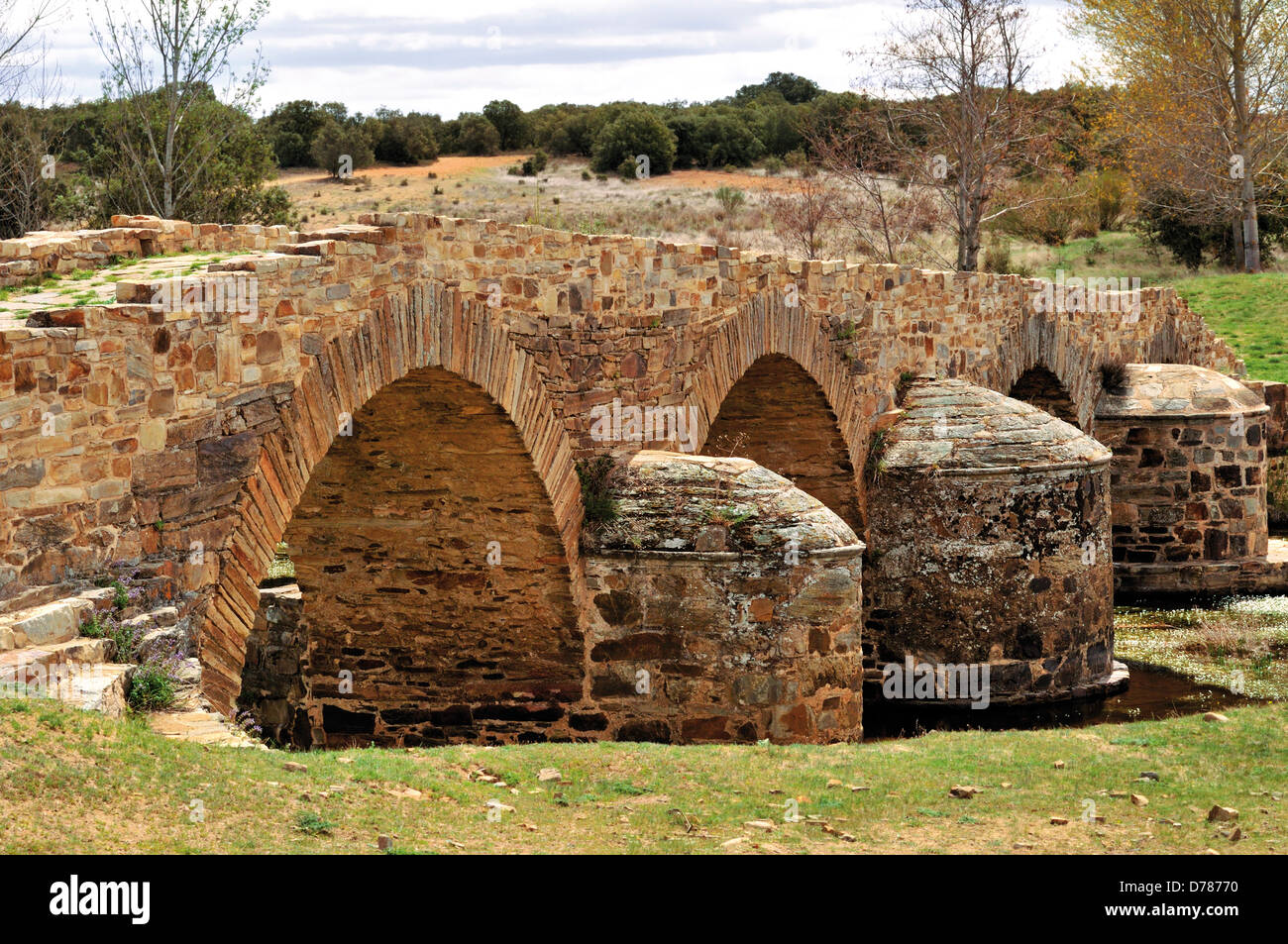 Spain, Castilla-Leon: Roman bridge Puente Vilambre at the Silver route Via de la Plata near Astorga Stock Photo