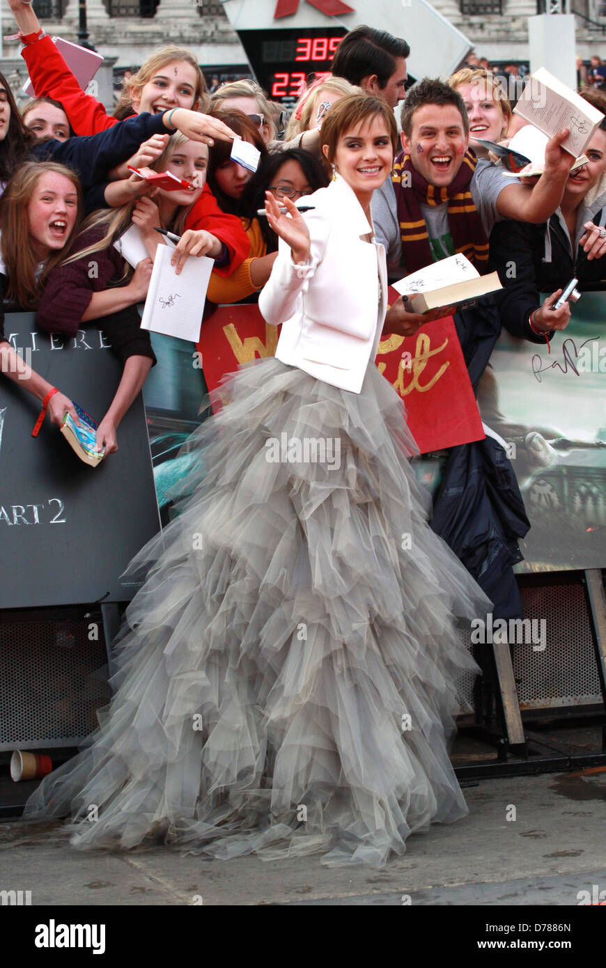 Emma Watson Harry Potter And The Deathly Hallows Part 2