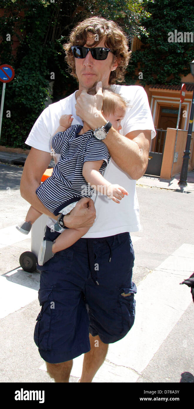 Mexican singer Paulina Rubio and her husband Nicolas Vallejo Najera are  seen leaving their home with their young son Nicolas Stock Photo - Alamy