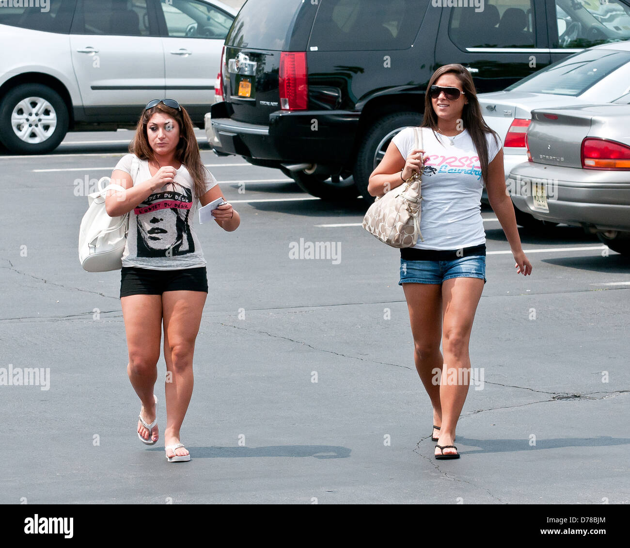Sammi 'Sweetheart' Giancola and Deena Cortese 'Jersey Shore' cast ...