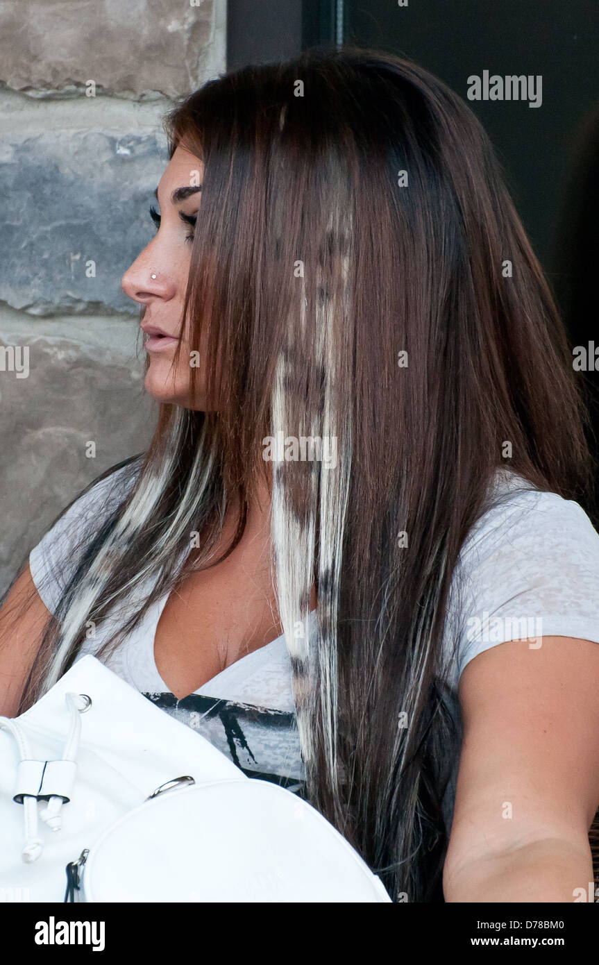 Deena Cortese Emerges From Sniptease Hair Salon After Five Hours With Leopard Hair Extensions Seaside Heights New Jersey Stock Photo Alamy