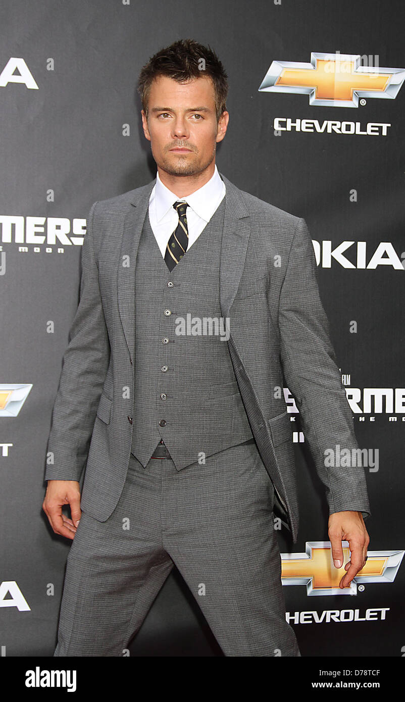 Josh Duhamel New York premiere of 'Transformers: Dark of the Moon' at