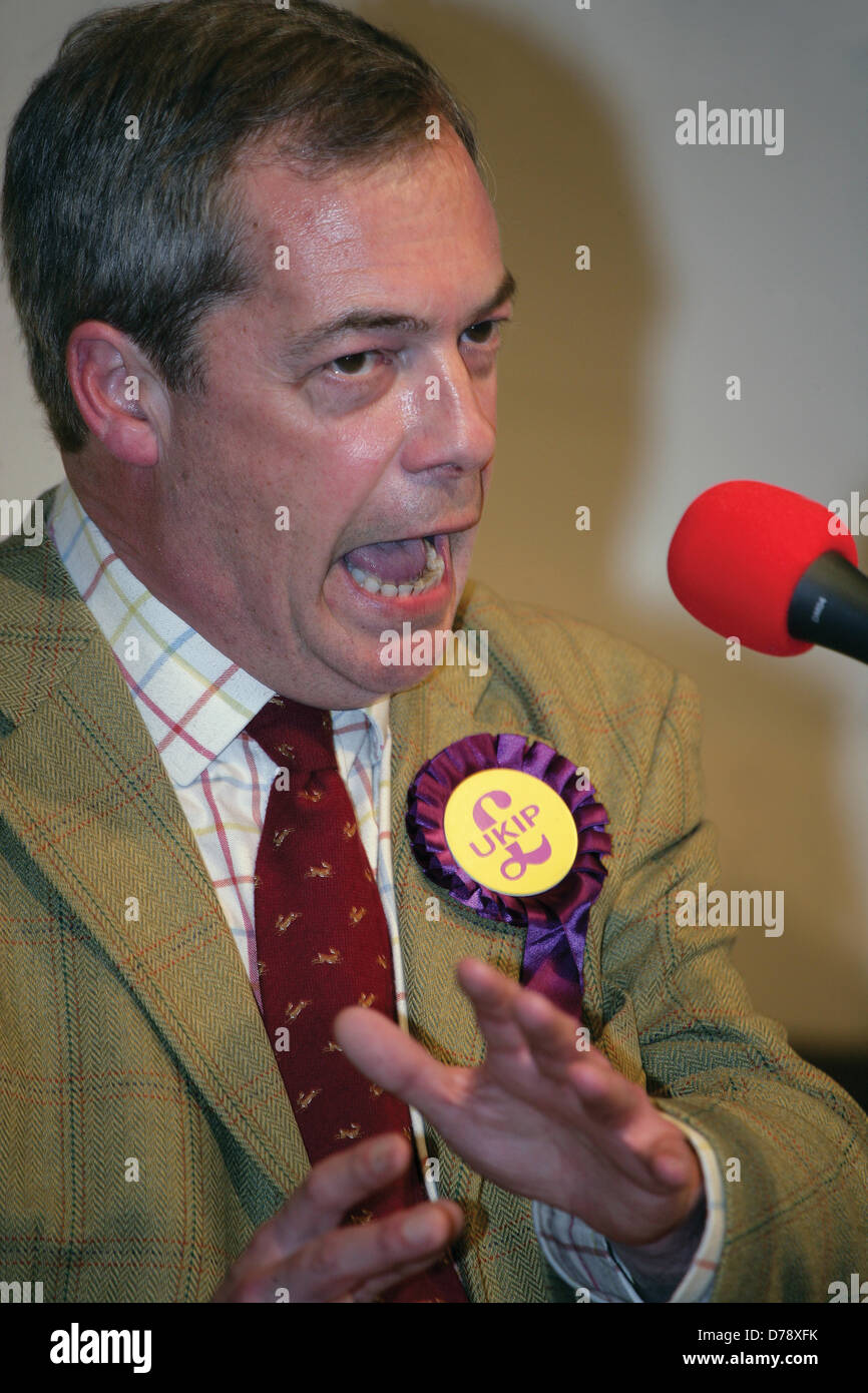 Holt, Norfolk, UK. 1st May 2013. Nigel Farage, leader of the UK Independence Party, talking in Holt, Norfolk, as part of a whistle-stop series of speaking engagements ahead of local authority elections. Credit:  Tim James/The Gray Gallery / Alamy Live News Stock Photo