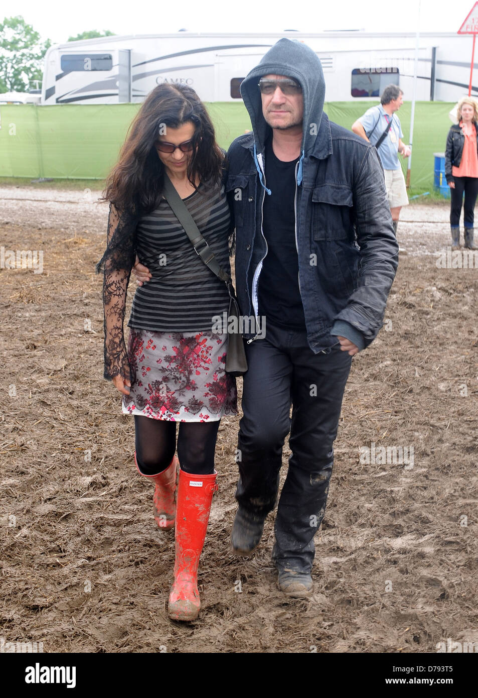 Bono and his wife Ali Hewson at The 2011 Glastonbury Music Festival held at Worthy Farm in Pilton - Day 2 Somerset, England - Stock Photo