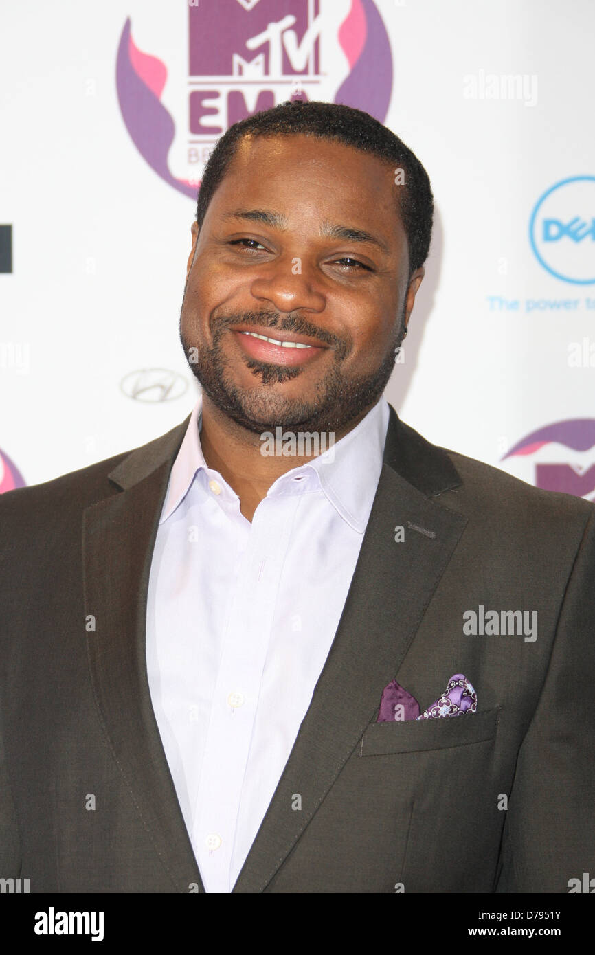 malcolm jamal warner tracker