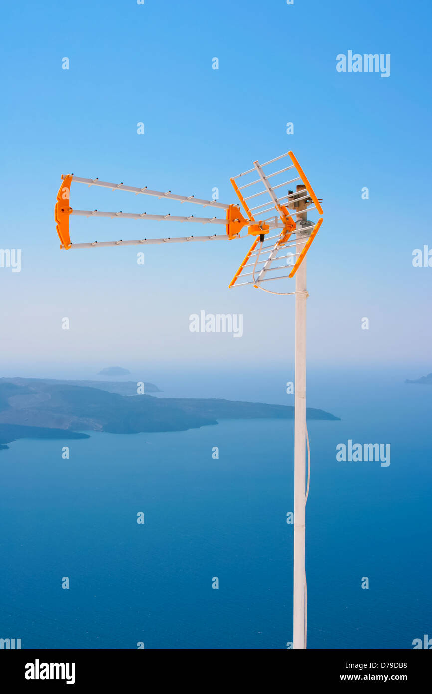 Tele communication antenna hires stock photography and images Alamy