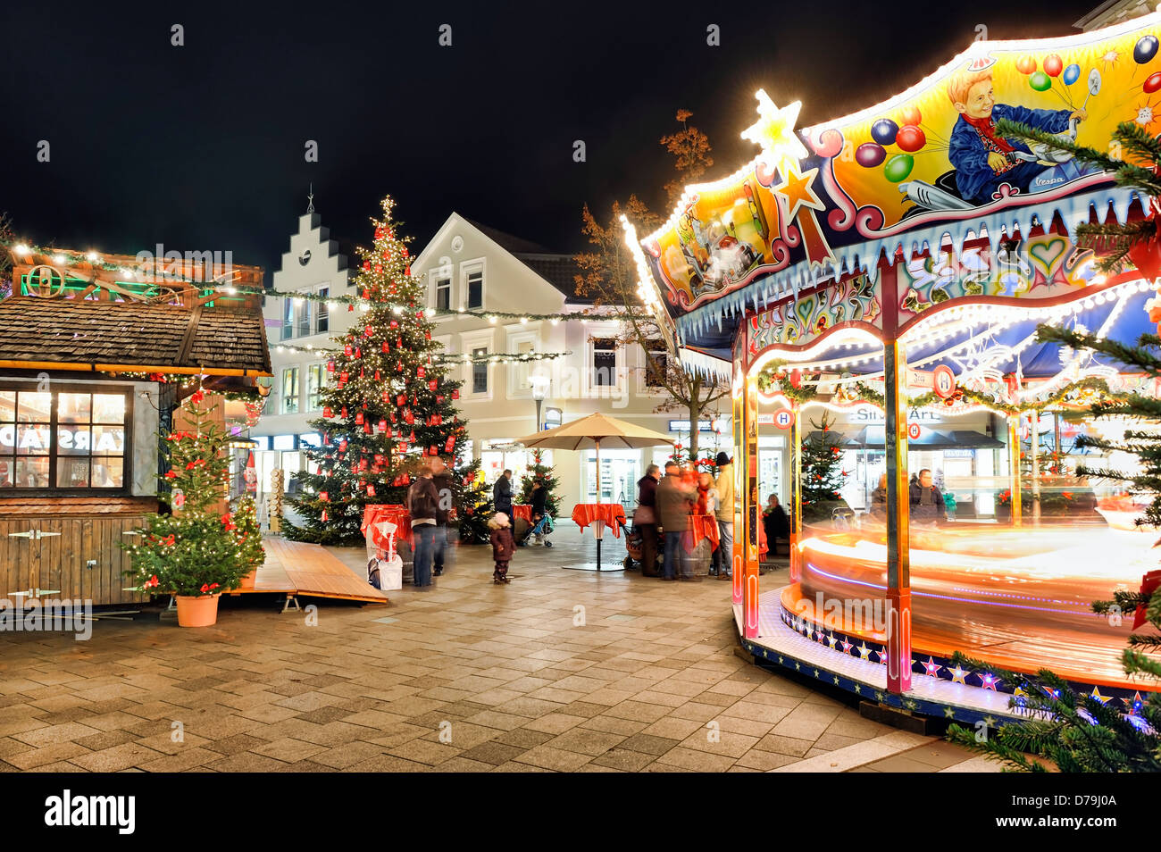 Christmas fair in the Saxon's gate in mountain village, Hamburg, Germany, Europe , Weihnachtsmarkt im Sachsentor in Bergedorf, H Stock Photo