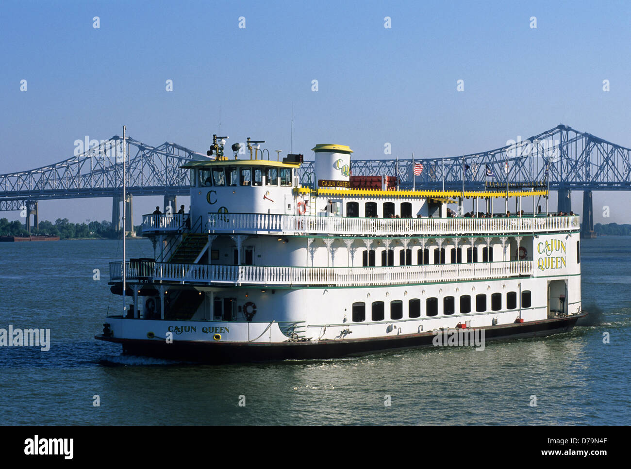 Elk283-2184 Louisiana, New Orleans, Mississippi River, sternwheeler Cajun Queen