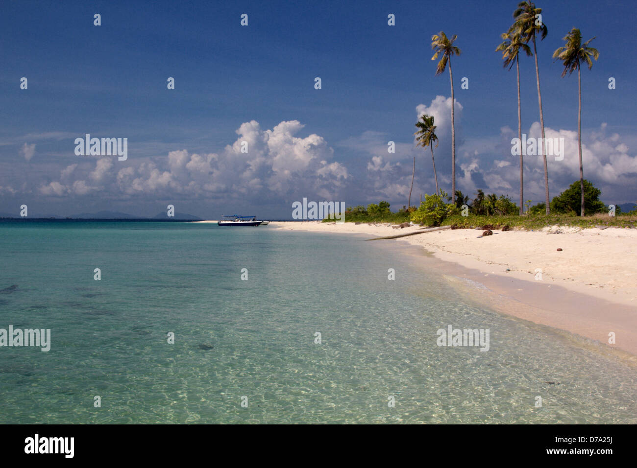a tropical island Stock Photo - Alamy